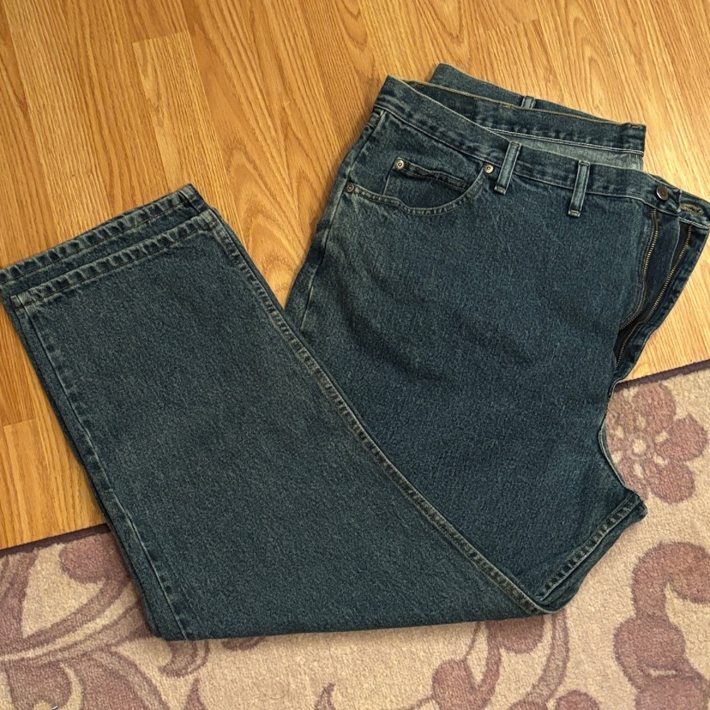 Wrangler Relaxed Fit Blue Denim Jeans